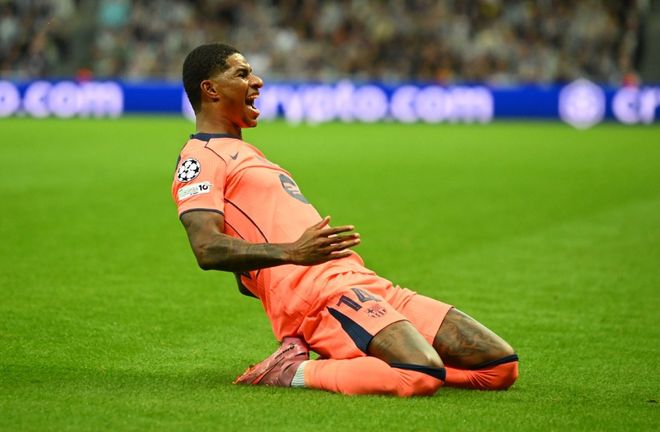 攻守两端都拉满